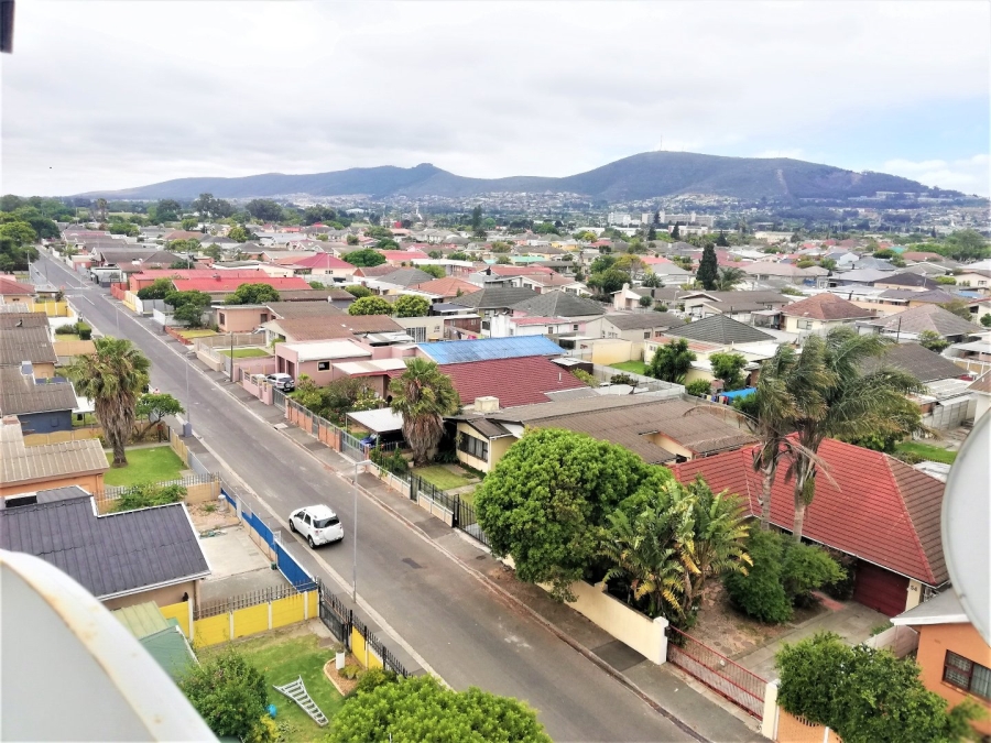 1 Bedroom Property for Sale in Churchill Estate Western Cape